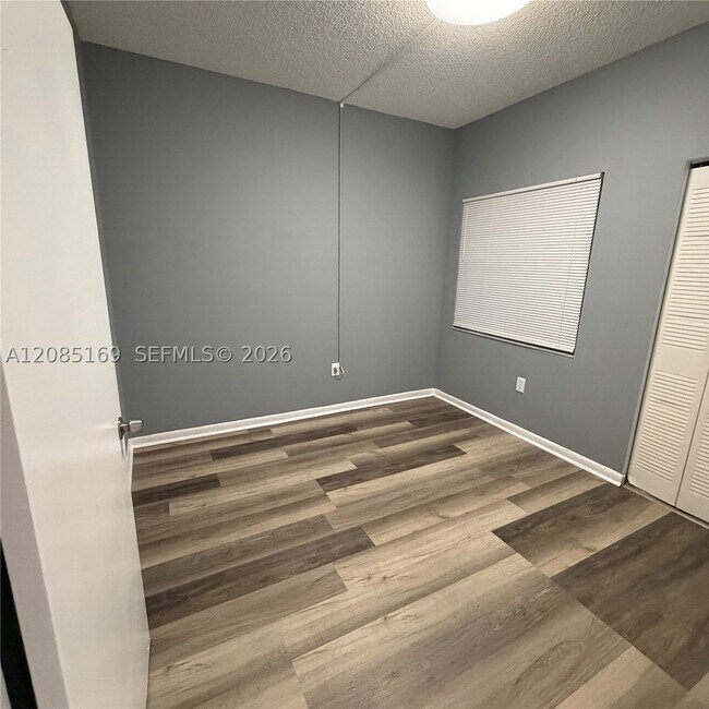 Building Photo - 1851 NW 96th Terrace