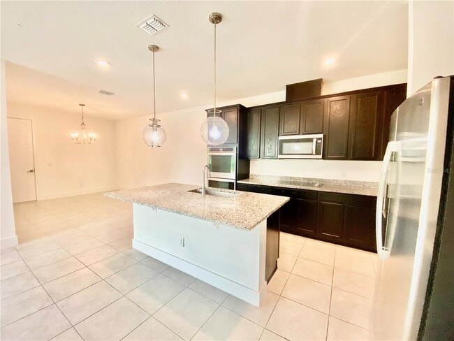 Building Photo - 7206 Carrickbend Ln