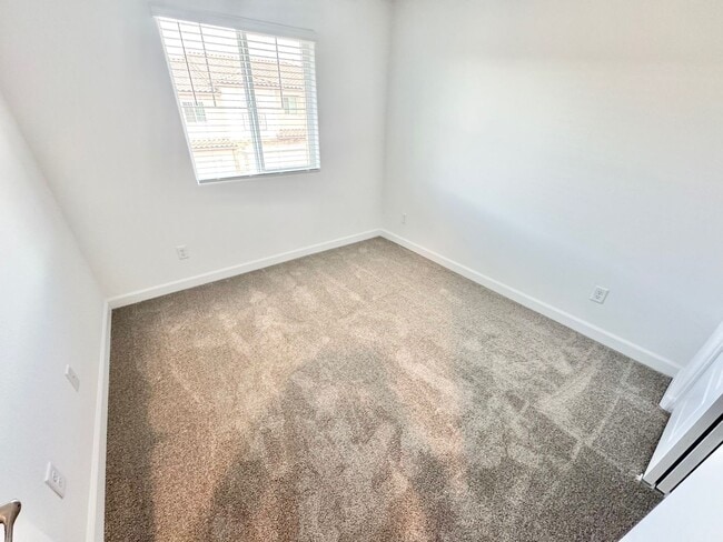 Building Photo - NEW, NEW, NEW! BEAUTIFUL 2 STORY HOME WITH...