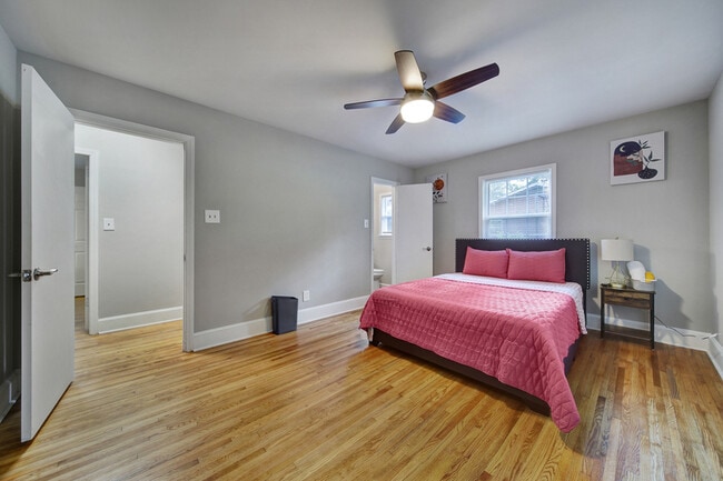 Building Photo - 6215 Robinson Church Rd