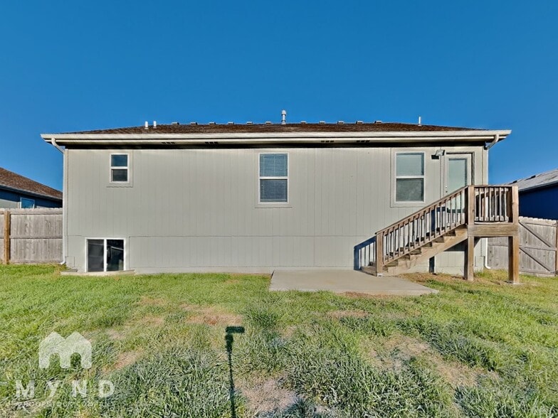 Building Photo - 31815 W 172nd St