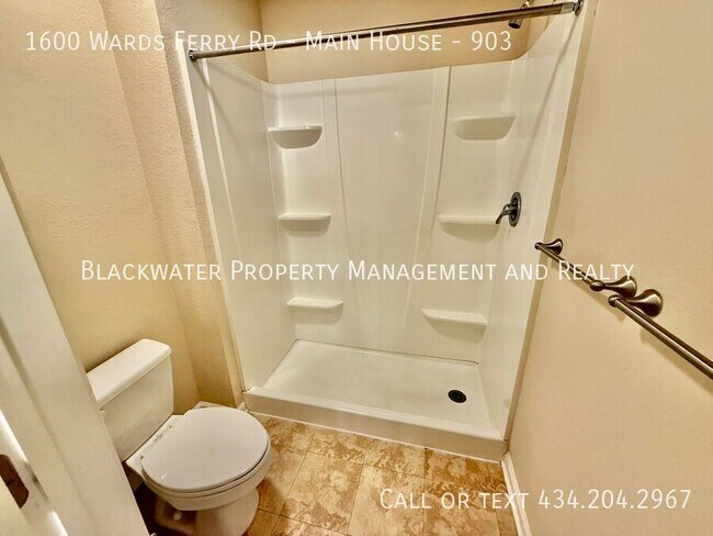 Building Photo - 1600 Wards Ferry Rd