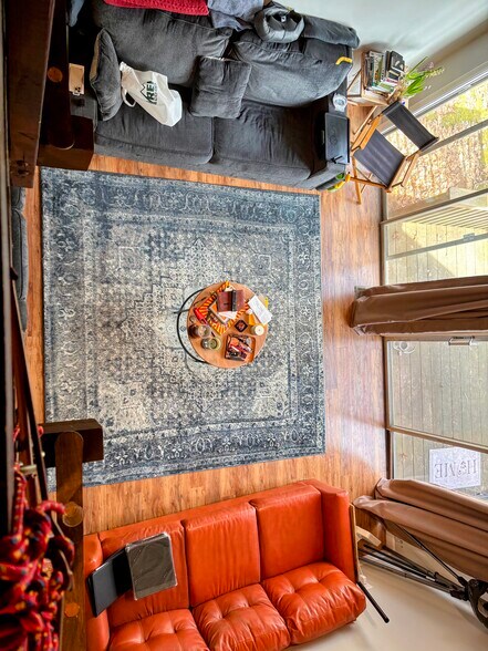 Building Photo - 14B Country Squire Dr