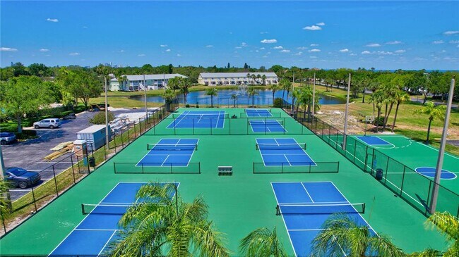 Building Photo - 5011 Starfish Dr SE