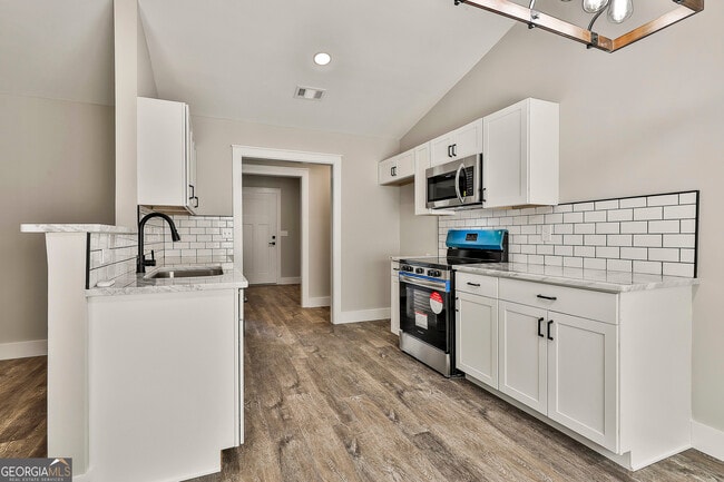 Building Photo - 20 Beaver Ct