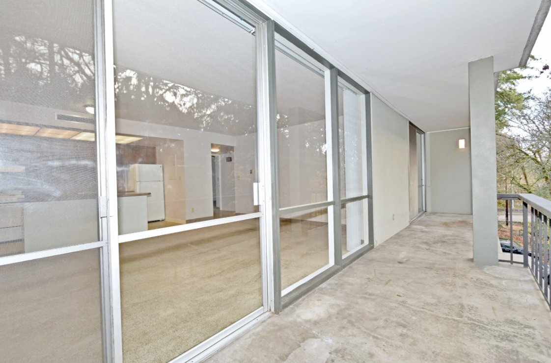 Building Photo - 667 McVey Ave