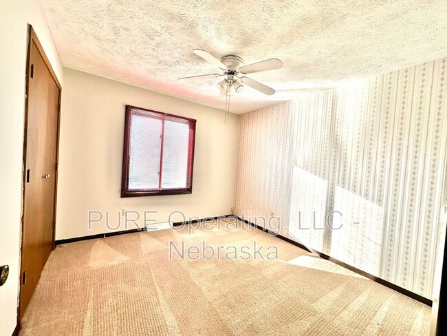 Building Photo - 13007 S 35th St