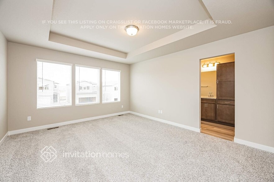 Building Photo - 13583 Arriba Dr