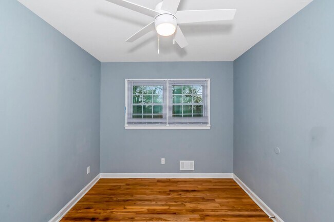 Building Photo - 2019 Knight Ct SE