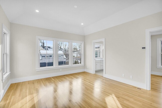 Building Photo - 21 Saw Mill Cir