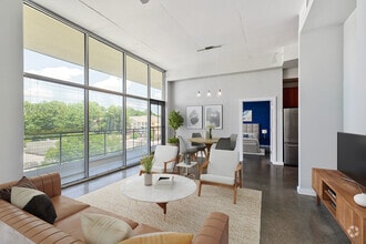 Building Photo - 3400 Malone Dr
