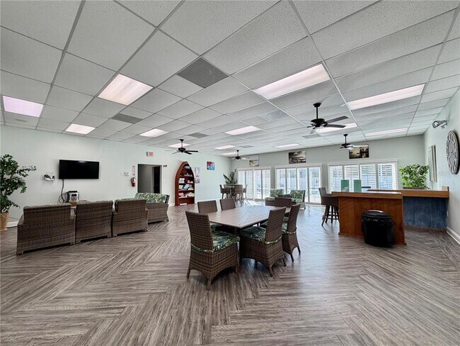 Building Photo - 10800 US Hwy 19 N