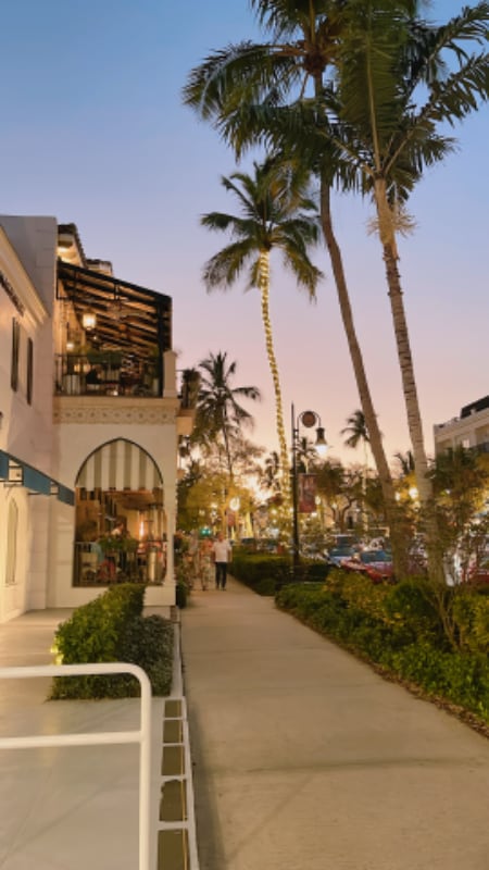 Building Photo - 2039 Monroe Ave