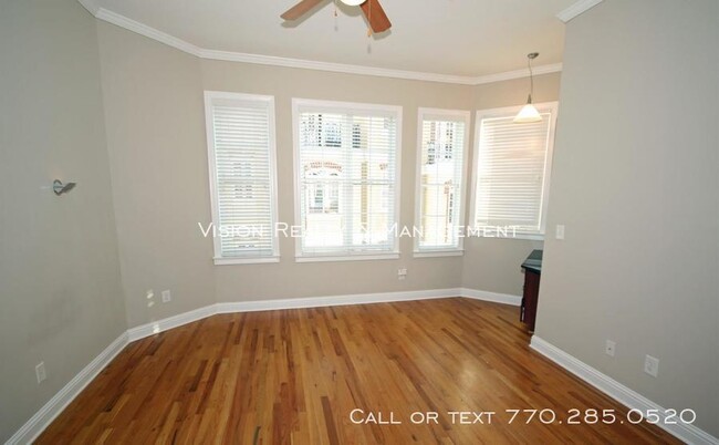 Building Photo - 829 Clifton Heights Ln.- Luxury Townhome