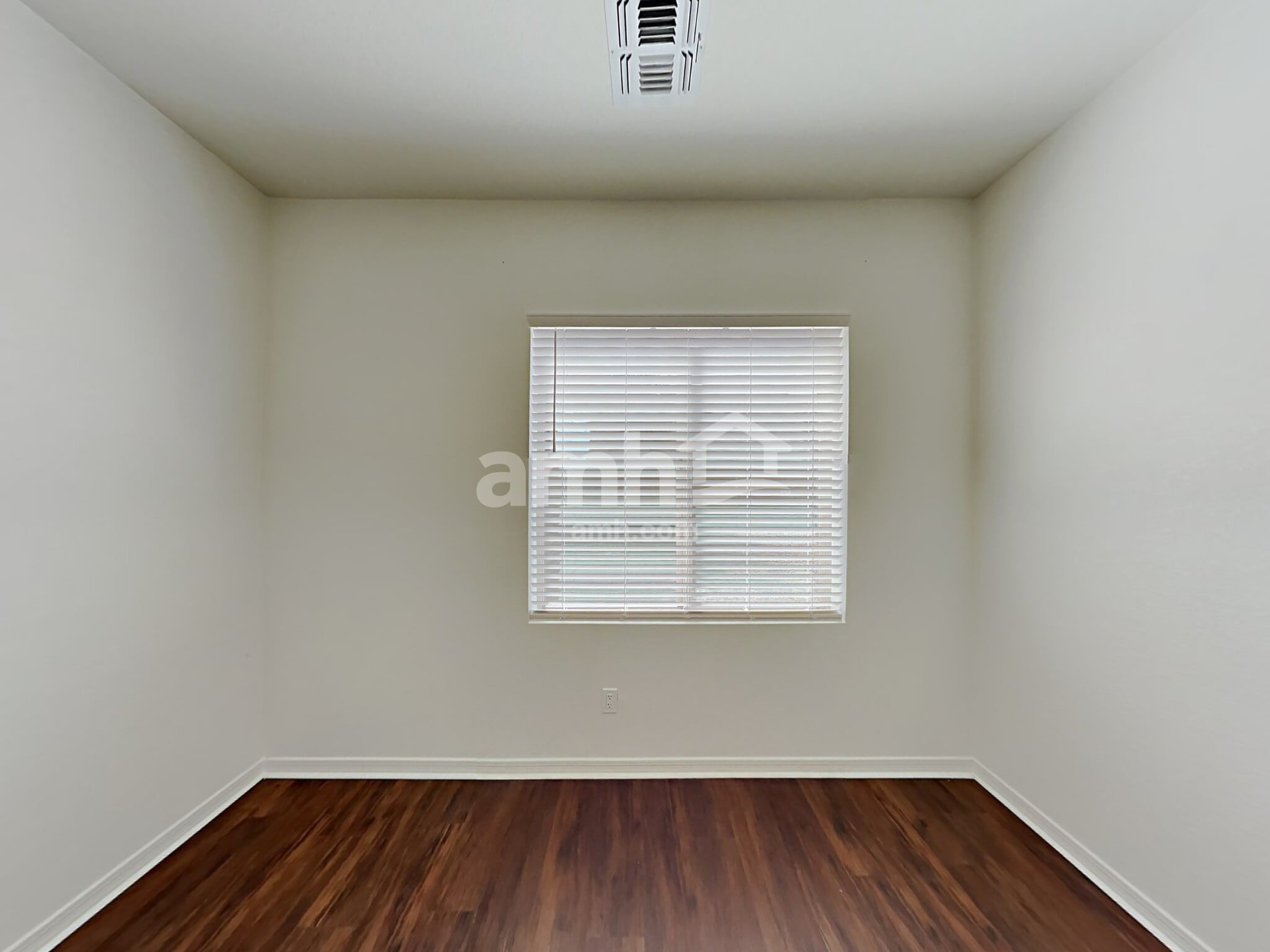 Building Photo - 138 E Calle Del Rondador