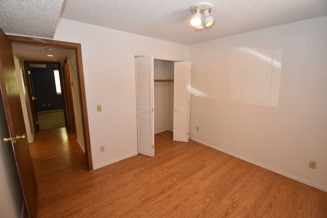 Building Photo - 1050 Mazatlan Cir