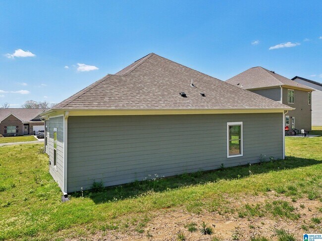 Building Photo - 439 Troubadour Ln