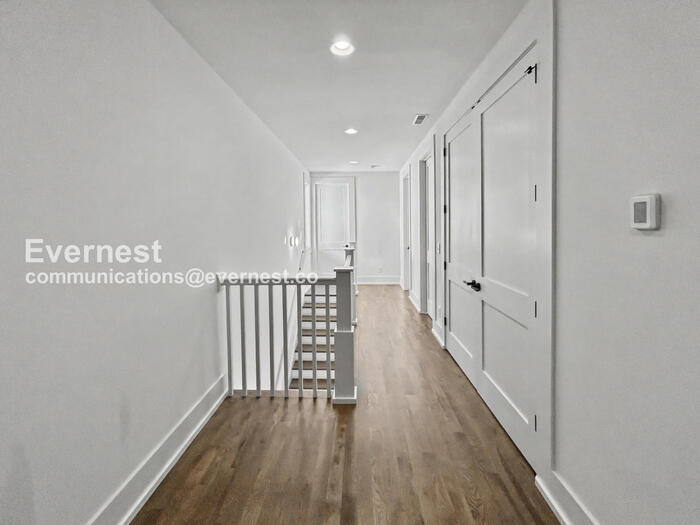 Building Photo - 1011 Garfield St