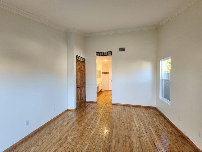 Building Photo - Elevated Living with Sunset Views