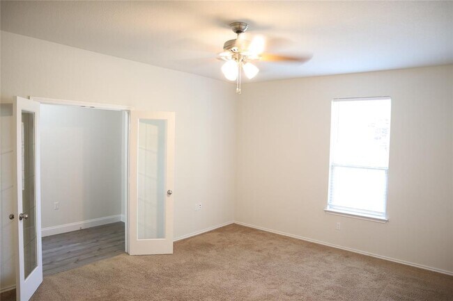 Building Photo - 6912 Longford Trail