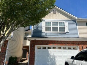 Building Photo - 1058 Treymont Ln SW