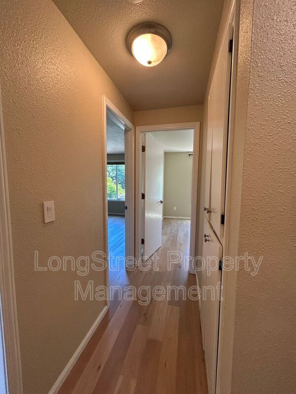 Primary Photo - 4181 NW Jasmine Pl