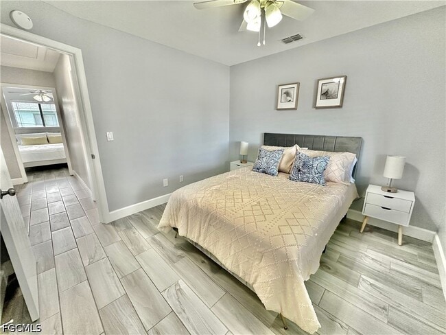 Building Photo - 4903 Vincennes St