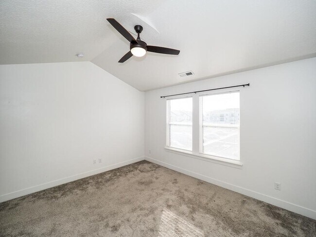 Building Photo - 3659 W 1650 N