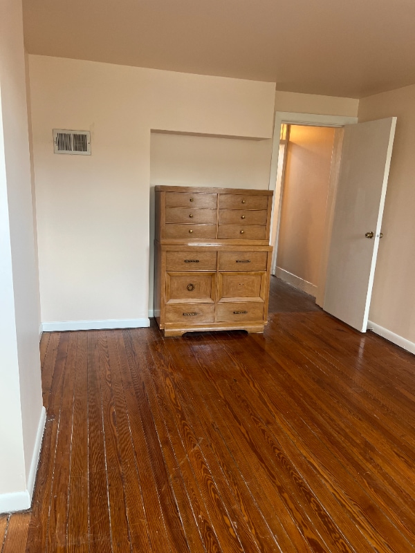 Building Photo - 405 W 23rd St