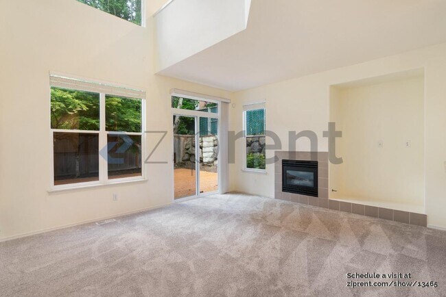 Building Photo - 15150 NE 8th Pl