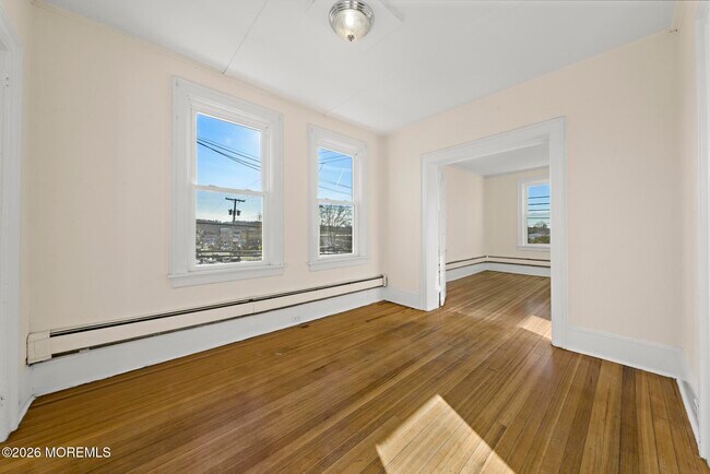 Building Photo - 98 First Ave