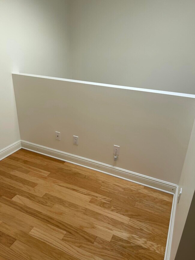 Building Photo - 11627 SE Florida Ave