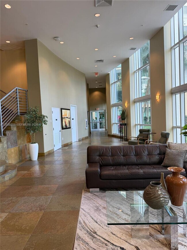 Building Photo - 1755 E Hallandale Beach Blvd