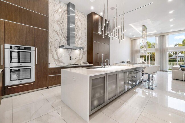 Building Photo - 3506 NW Clubside Cir