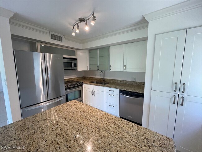 Building Photo - 1400 Pompei Ln