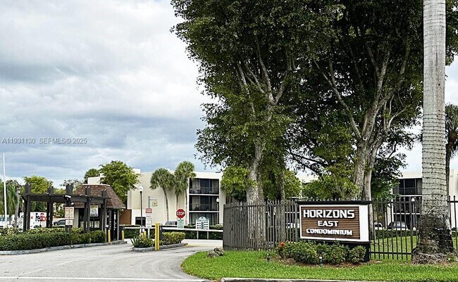 Building Photo - 8035 SW 107th Ave