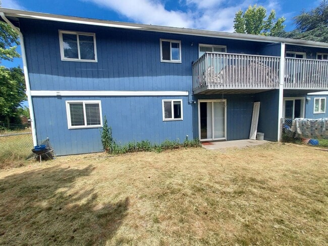 Building Photo - VASU**908