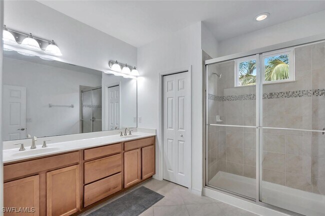 Building Photo - 10824 Alvara Way