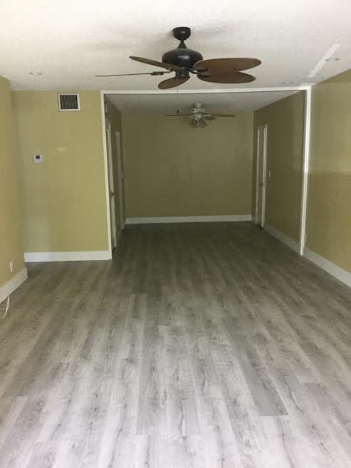 Building Photo - 6207 Bay Club Dr