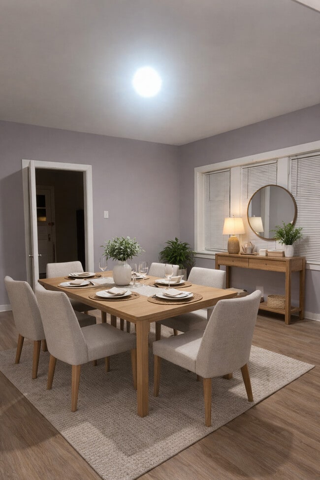 Building Photo - 8017 S St Lawrence Ave