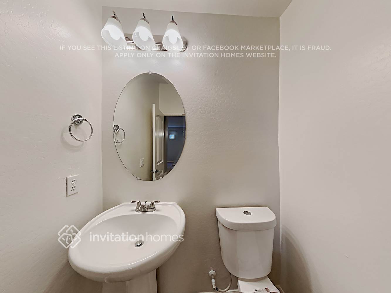 Building Photo - 1409 S Ponderosa Dr