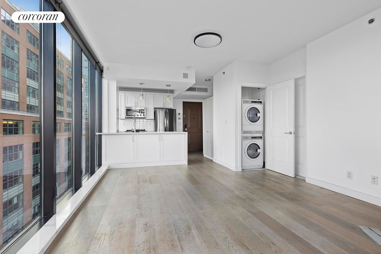 Building Photo - 41-26 27th St