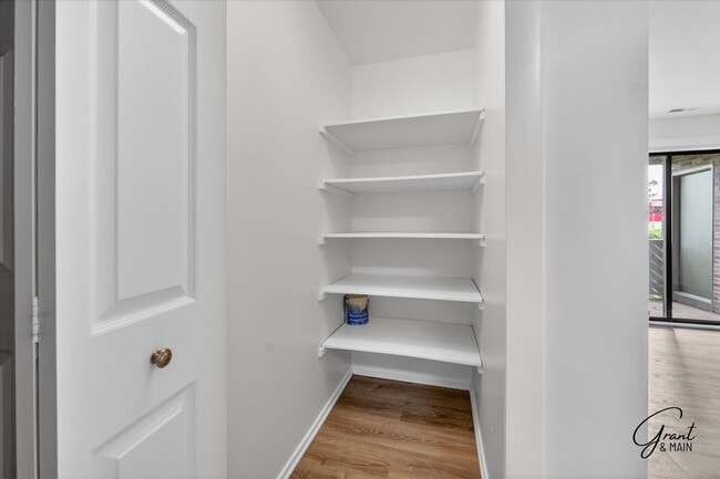Building Photo - $1395 2 bedroom ground floor condo