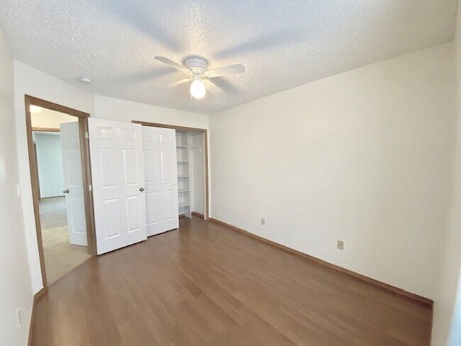 Building Photo - Spacious Briargate 4 Bedroom/3.5 Bathroom Home with huge Yard