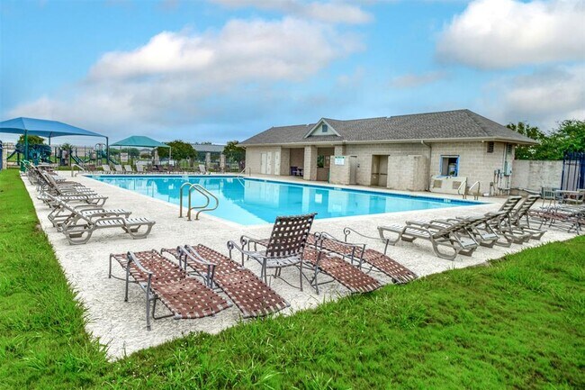 Building Photo - 208 Wildcat Dr