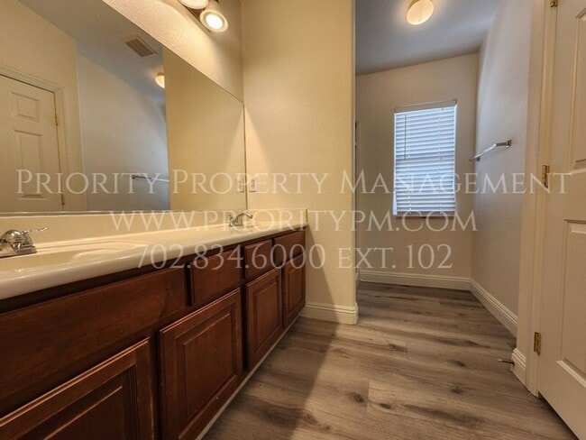 Building Photo - ~BEAUTIFUL ELKHORN HIGH NOON CONDO! FRESHL...