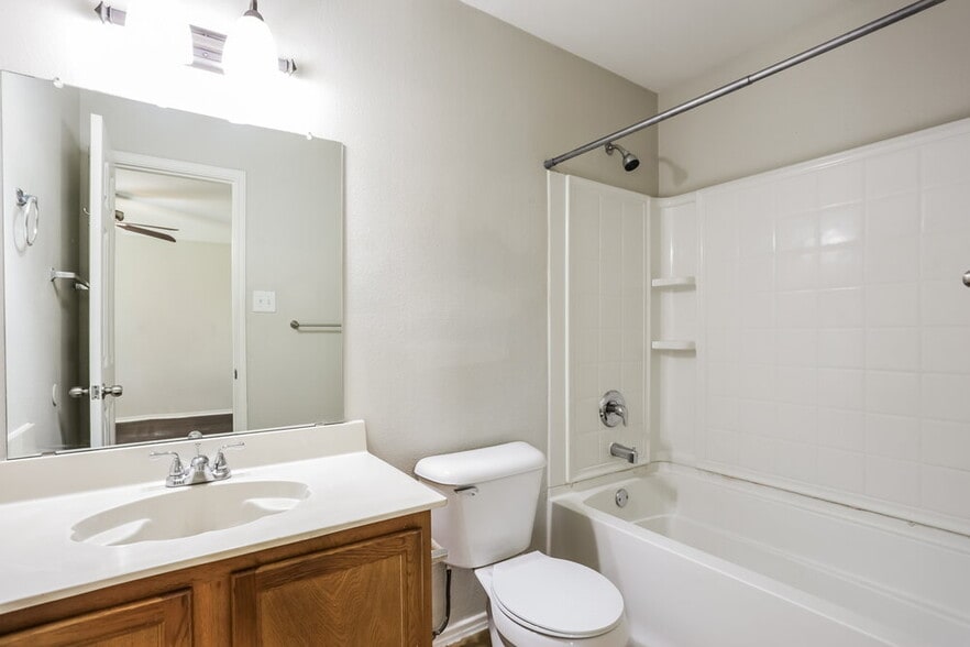 Building Photo - 9108 Penny Ln