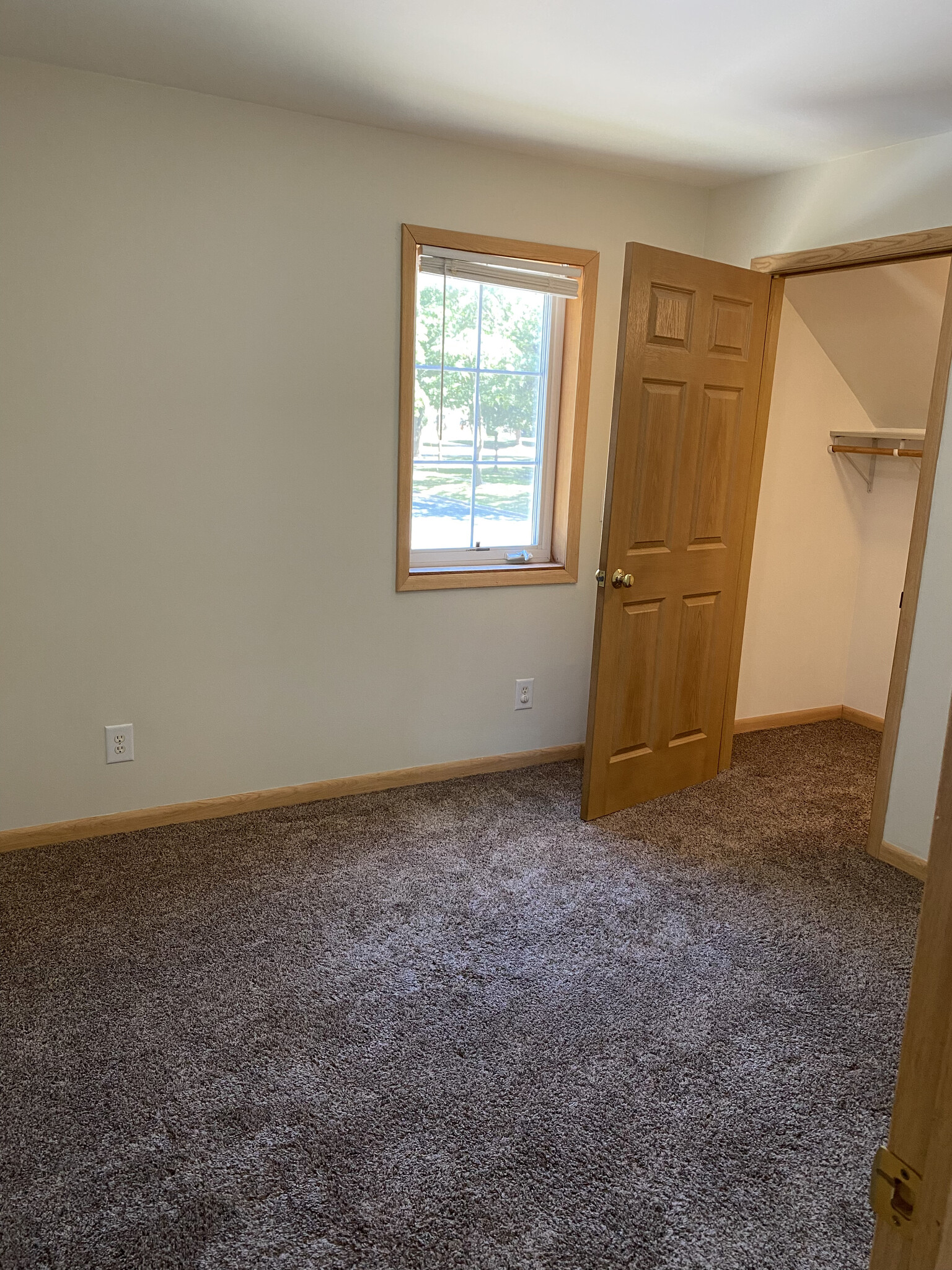 Room 3 - 711 Washington St