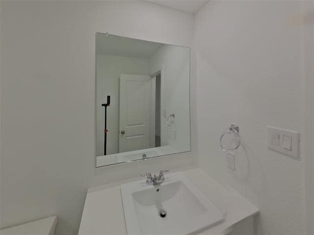 Building Photo - 811 Ponderosa Ln