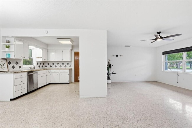 Building Photo - 2930 80th St N